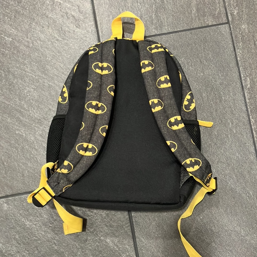 Batman Backpack - Picture 2 of 3
